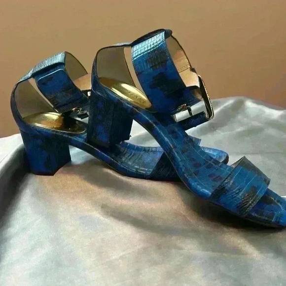 Michael Kors Blue Ankle Strap  shoes - Picture 2 of 10